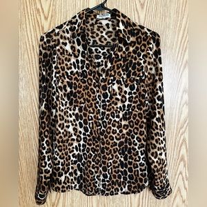 Xpress Portofino xs leopard print vneck